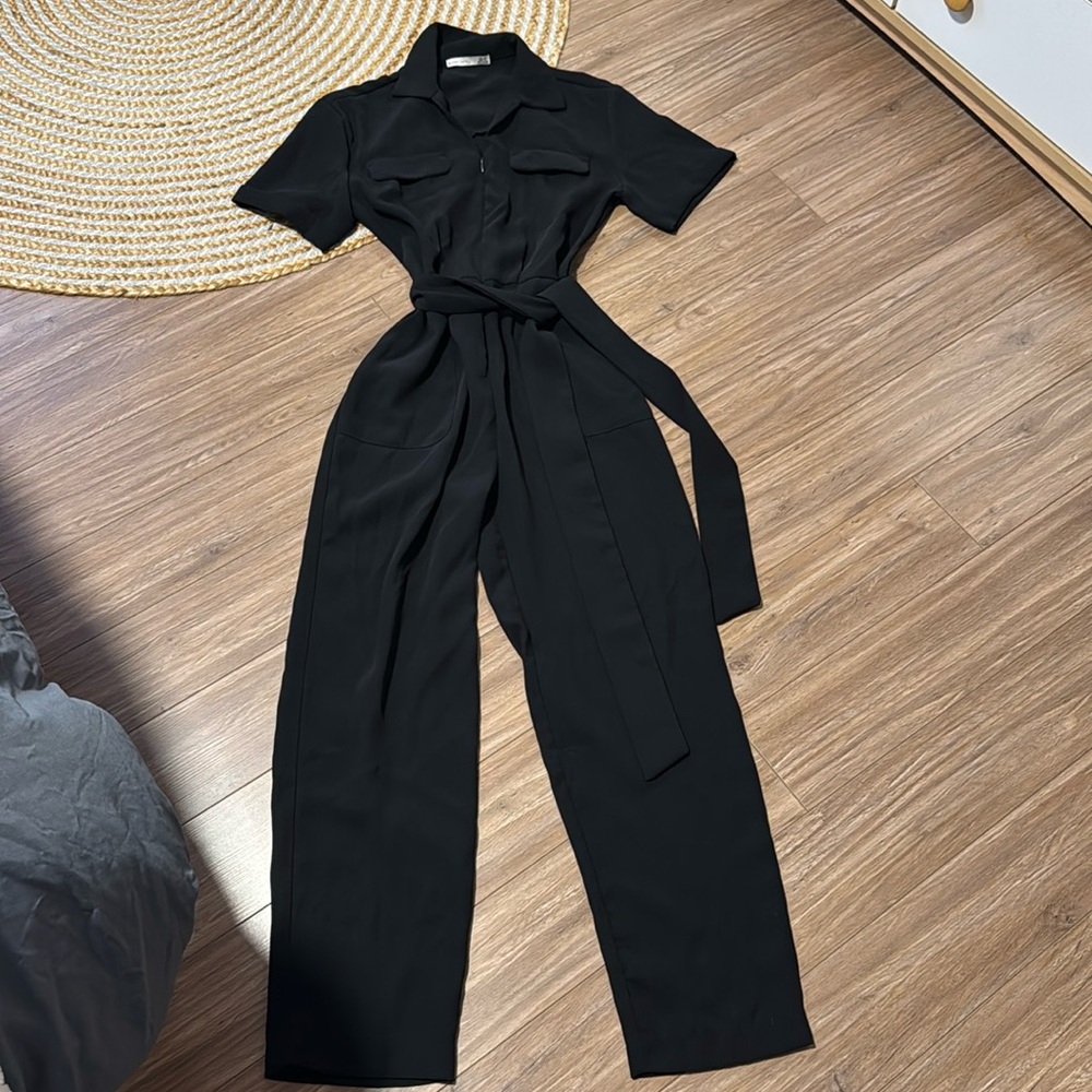 🟡SOLD🟡 Black Tape Size XS Black Short Sleeve Belted Tie Waist Utility Jumpsuit
